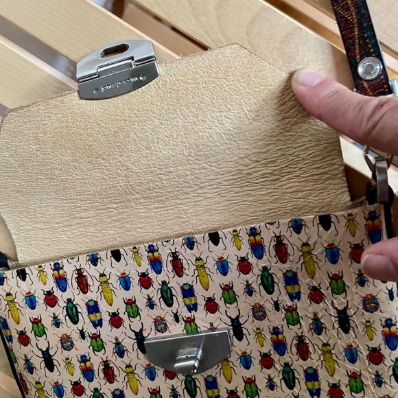 Jon Wye crossbody purse - Picture 5 of 8